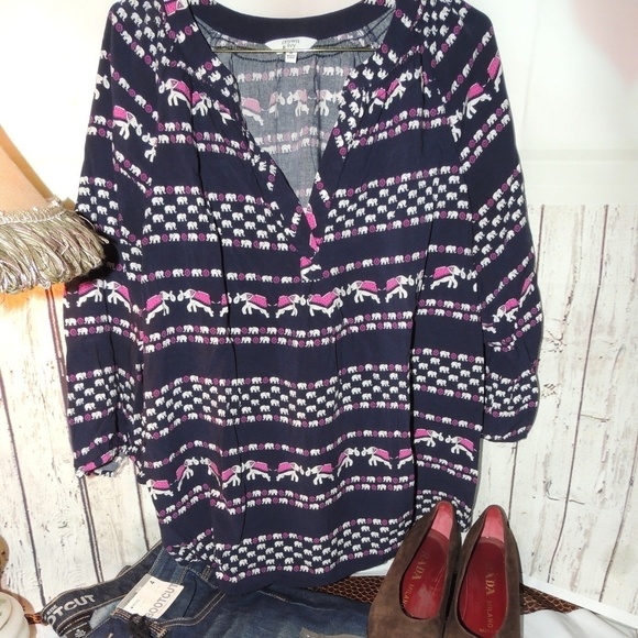 Crown & Ivy M elephants long sleeve fall - Picture 1 of 3